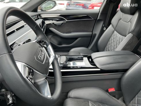 Audi A8 2021 - фото 15