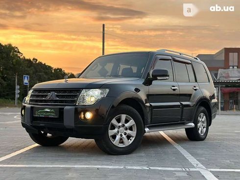 Mitsubishi Pajero 2010 - фото 2