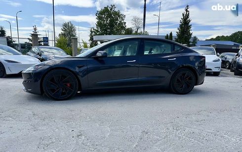 Tesla Model 3 2024 - фото 11