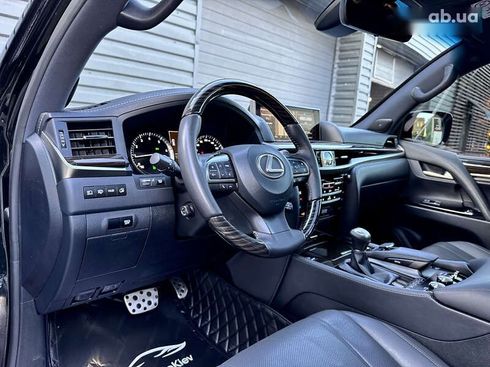 Lexus LX 2019 - фото 24