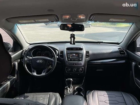 Kia Sorento 2013 - фото 16