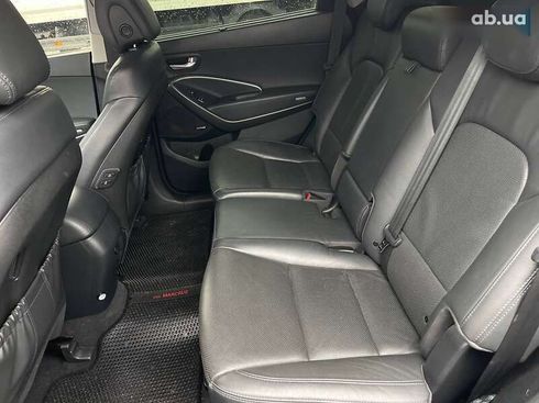 Hyundai Grand Santa Fe 2015 - фото 17