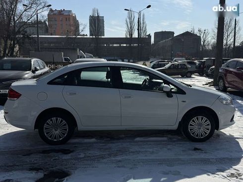 Fiat Linea 2013 - фото 7