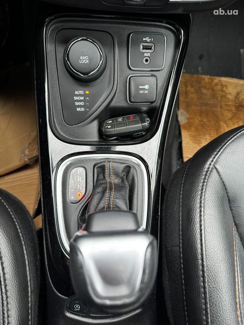 Jeep Compass 2020 серый - фото 46