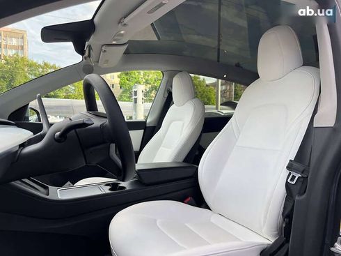 Tesla Model Y 2022 - фото 10