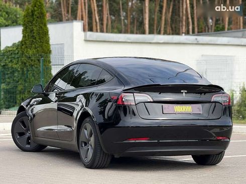 Tesla Model 3 2022 - фото 15