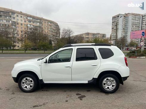 Renault Duster 2014 - фото 9
