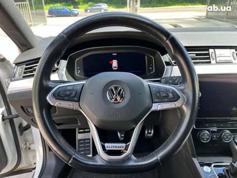 Volkswagen passat alltrack 2019 белый - фото 5