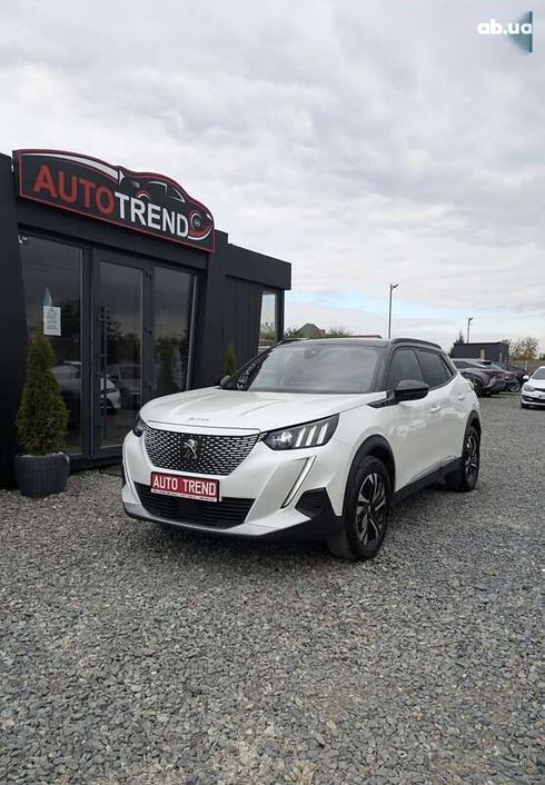 Peugeot e-2008 2023 - фото 2