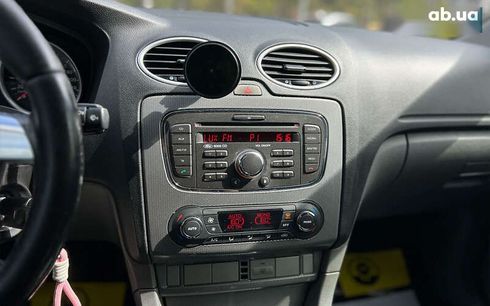 Ford Focus 2010 - фото 14
