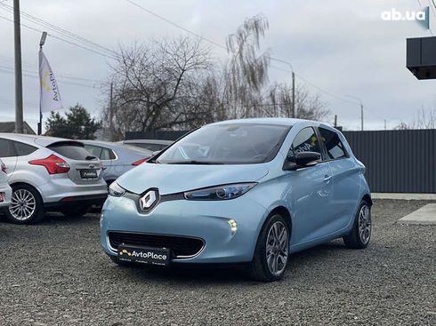 Renault Zoe 2015 - фото 10