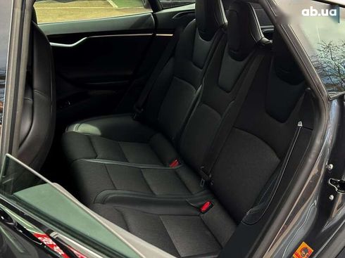 Tesla Model S 2018 - фото 14