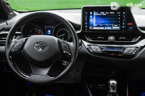 Toyota C-HR 2018 - фото 26