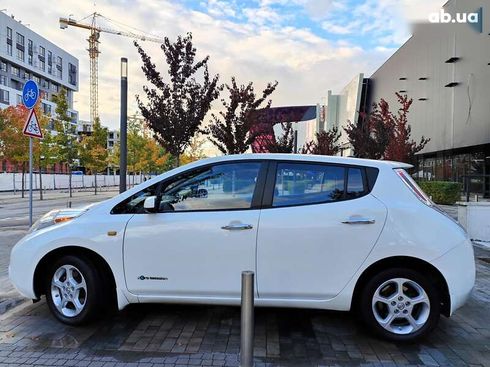 Nissan Leaf 2014 - фото 12