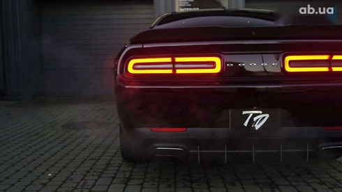 Dodge Challenger 2017 - фото 18