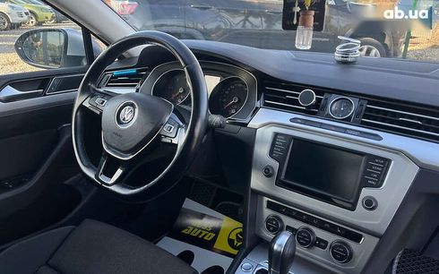 Volkswagen Passat 2015 - фото 19