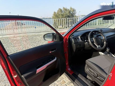 Suzuki Vitara 2016 - фото 10