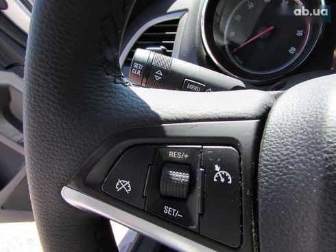 Opel Astra 2010 - фото 26