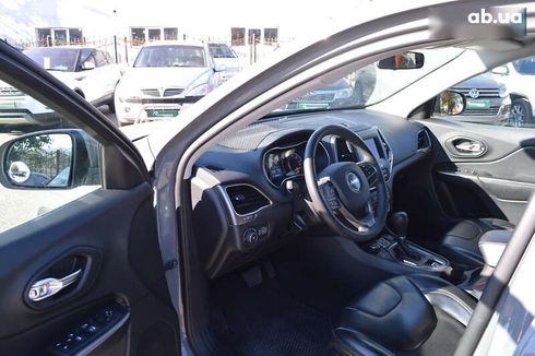 Jeep Cherokee 2019 - фото 13