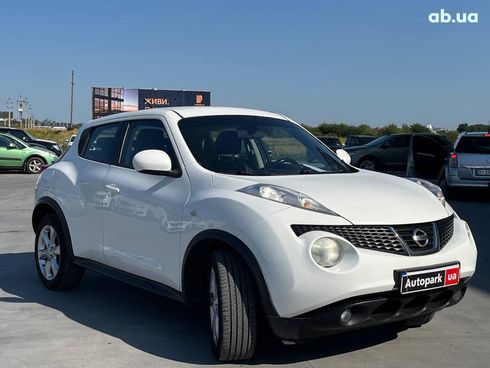 Nissan Juke 2011 белый - фото 3
