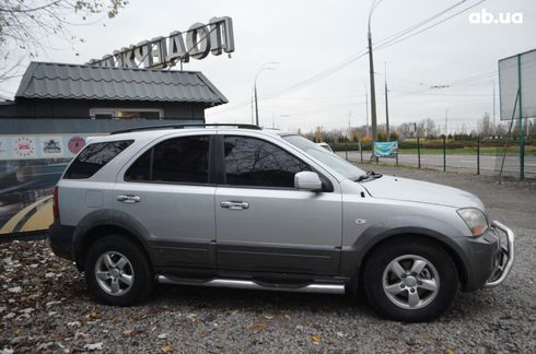 Kia Sorento 2006 серый - фото 8