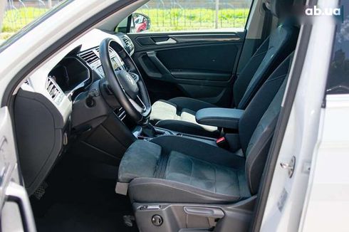Volkswagen Tiguan 2021 - фото 17