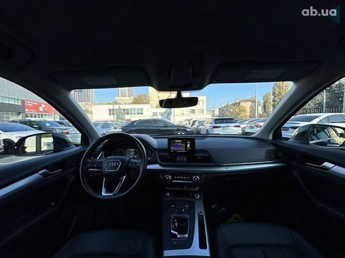 Audi Q5 2017 - фото 12