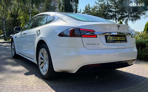 Tesla Model S 2017 - фото 5