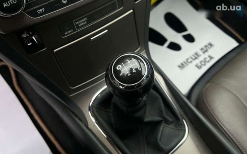 Toyota Avensis 2012 - фото 14