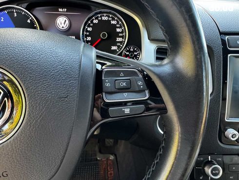 Volkswagen Touareg 2017 синий - фото 57