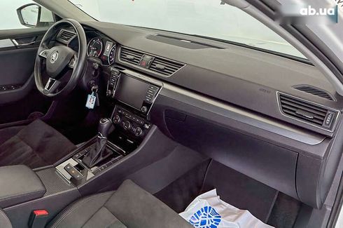 Skoda Superb 2016 - фото 18