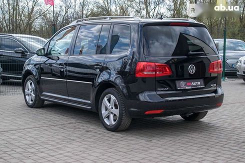 Volkswagen Touran 2010 - фото 25