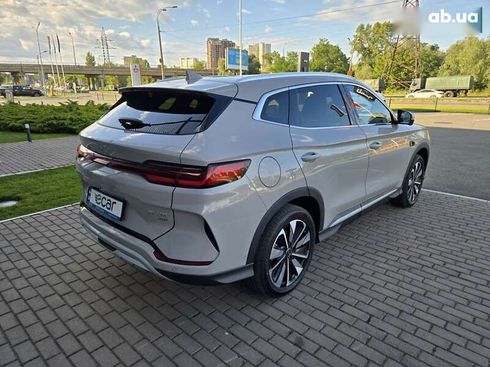 BYD Song Plus 2025 - фото 17