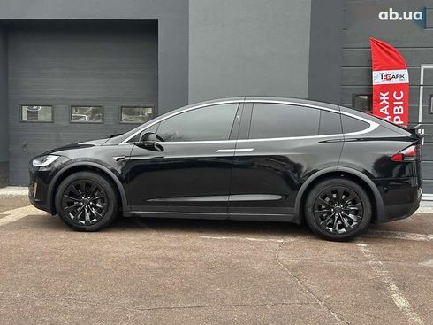 Tesla Model X 2019 - фото 4
