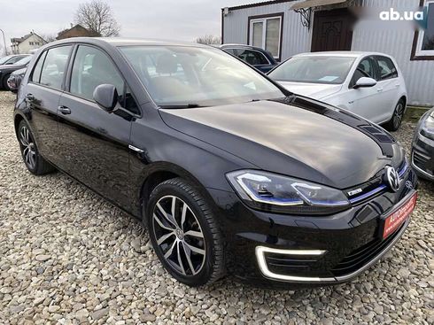 Volkswagen e-Golf 2020 - фото 15