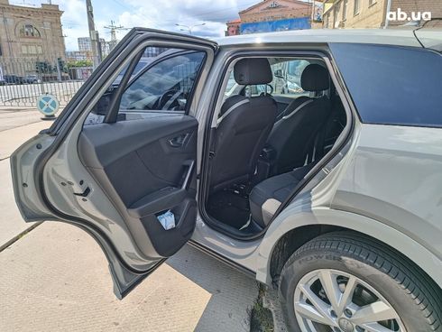 Audi Q2 2018 серый - фото 29