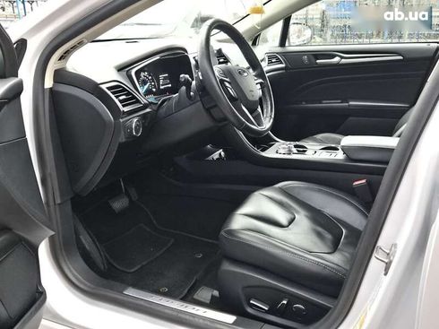 Ford Fusion 2019 - фото 8