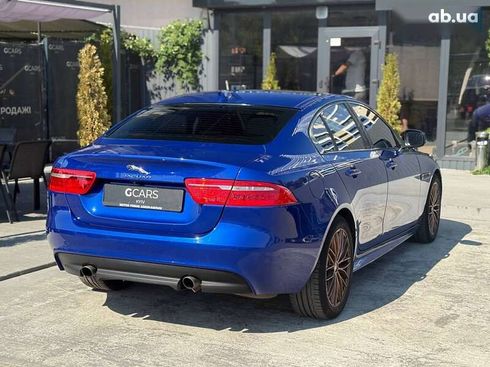 Jaguar XE 2018 - фото 9