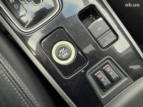 Mitsubishi Outlander 2016 белый - фото 22