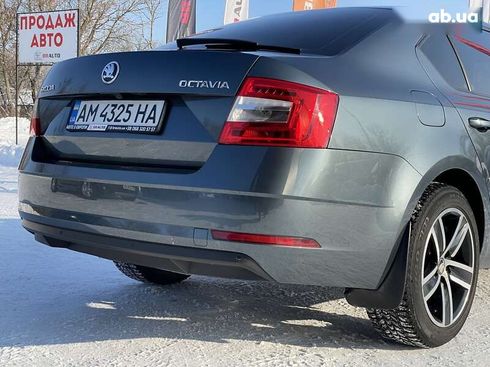 Skoda Octavia 2017 - фото 20