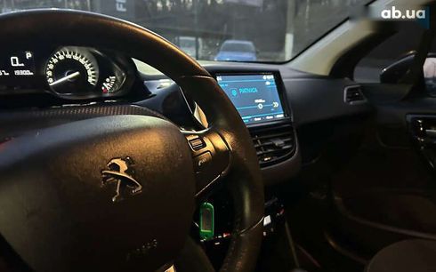 Peugeot 2008 2019 - фото 10