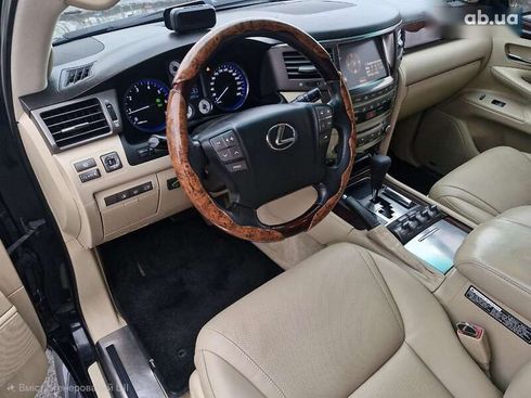 Lexus LX 2008 - фото 21