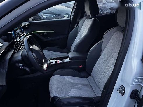 Peugeot e-2008 2020 - фото 12