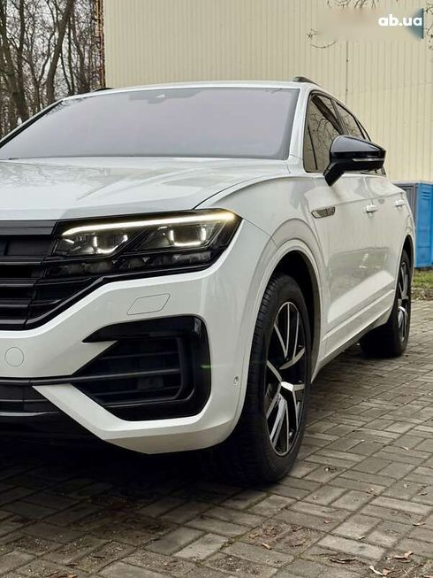 Volkswagen Touareg 2023 - фото 7