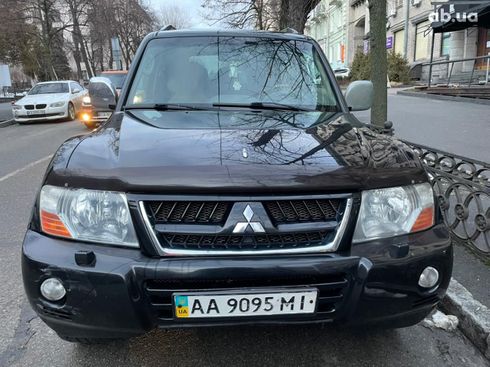 Mitsubishi Pajero Wagon 2006 черный - фото 8