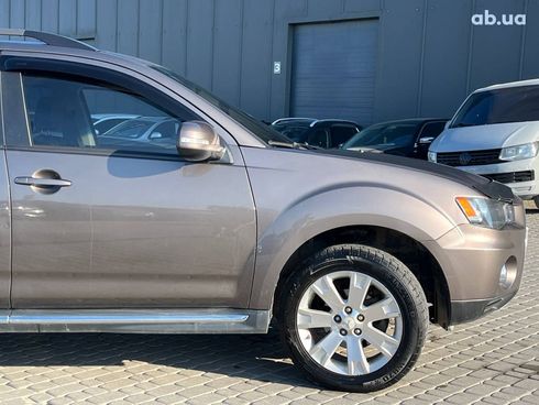 Mitsubishi Outlander 2010 коричневый - фото 44
