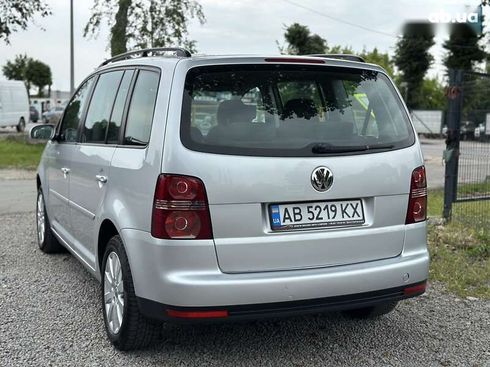 Volkswagen Touran 2007 - фото 18