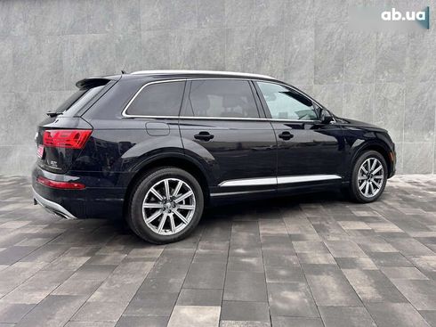 Audi Q7 2018 - фото 20