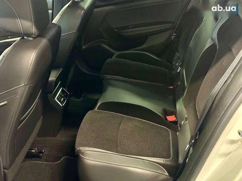 Renault Megane 2018 - фото 23