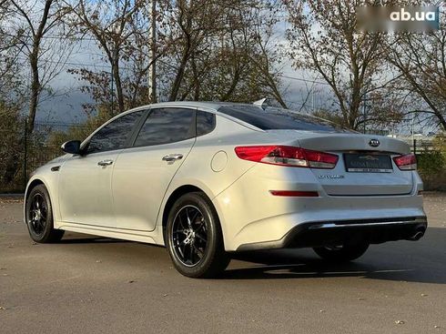 Kia Optima 2019 - фото 7